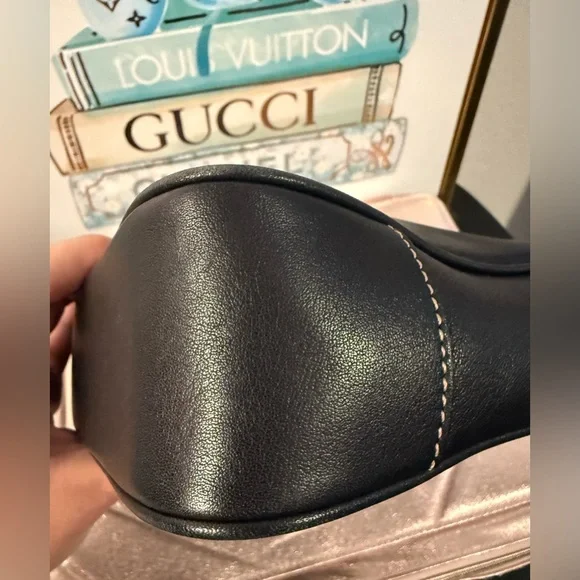 Vintage Coach Hamptons Legacy Hobo (style #7789) in smooth black leather. 🔥 - Picture 13 of 15